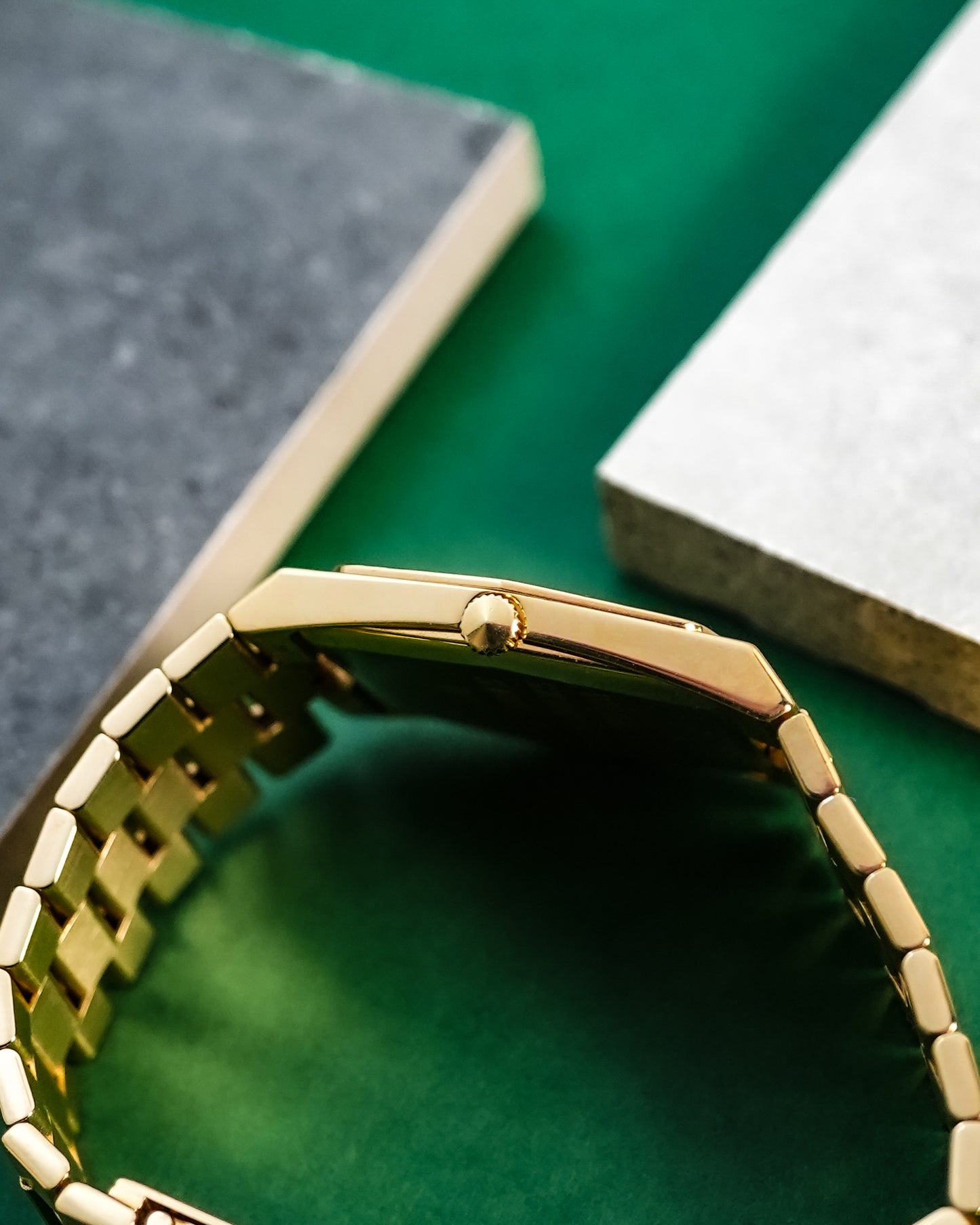 Rolex Cellini in Solid 18K Yellow Gold 33mm 4370