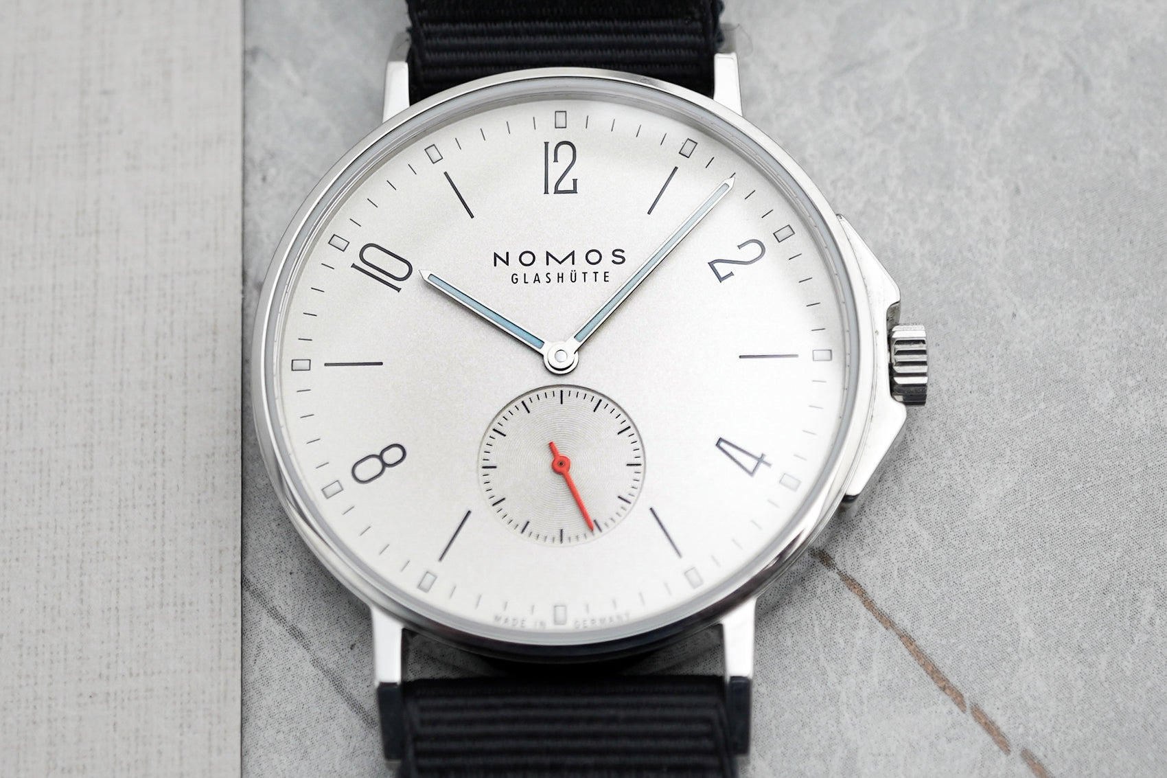 Nomos Glashutte Ahoi Datum 555